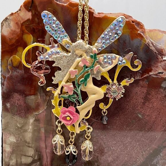 Kirks Folly Fairy of the Flowers Pendant/Pin Necklace - Picture 10 of 10